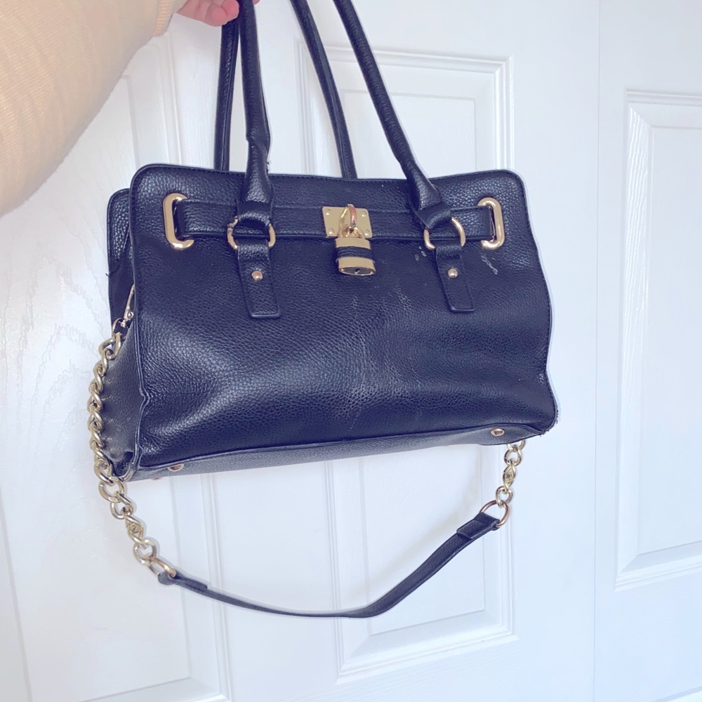 Black Purse